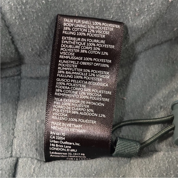 Free People Raya Cozy Coat Oversize Faux Fur Fluffy Jacket, Deep Green Medium - Picture 7 of 8